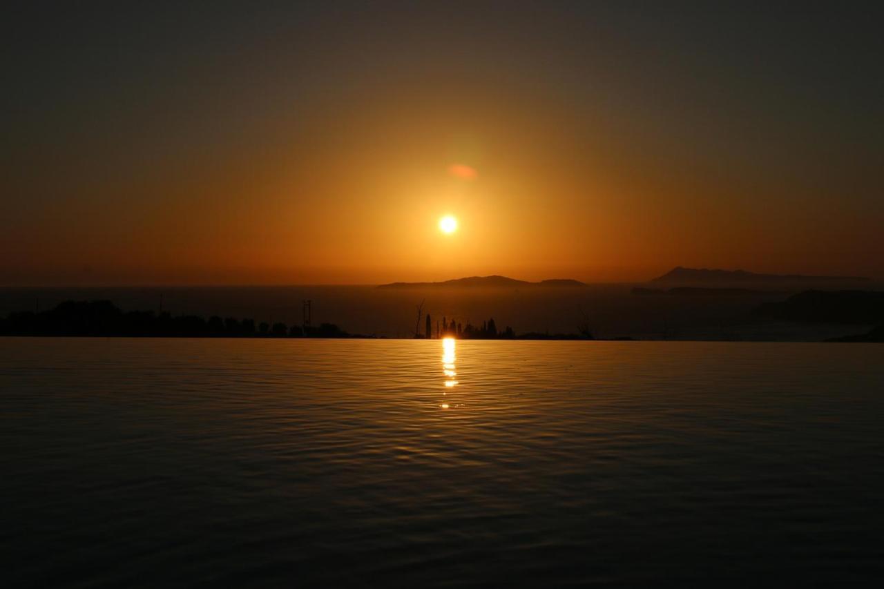 Sunset Sea View Villa 8 Afión المظهر الخارجي الصورة