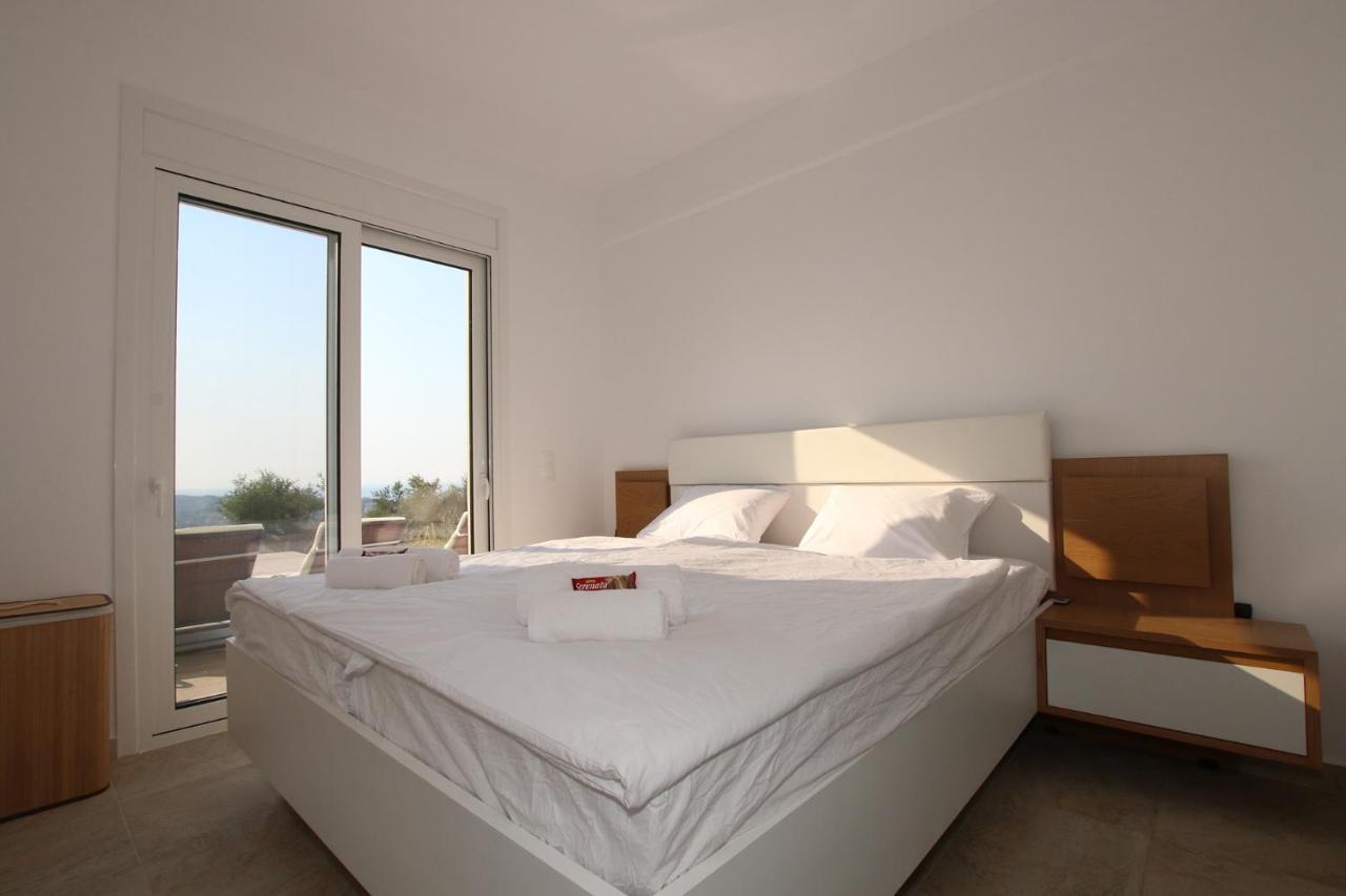 Sunset Sea View Villa 8 Afión المظهر الخارجي الصورة