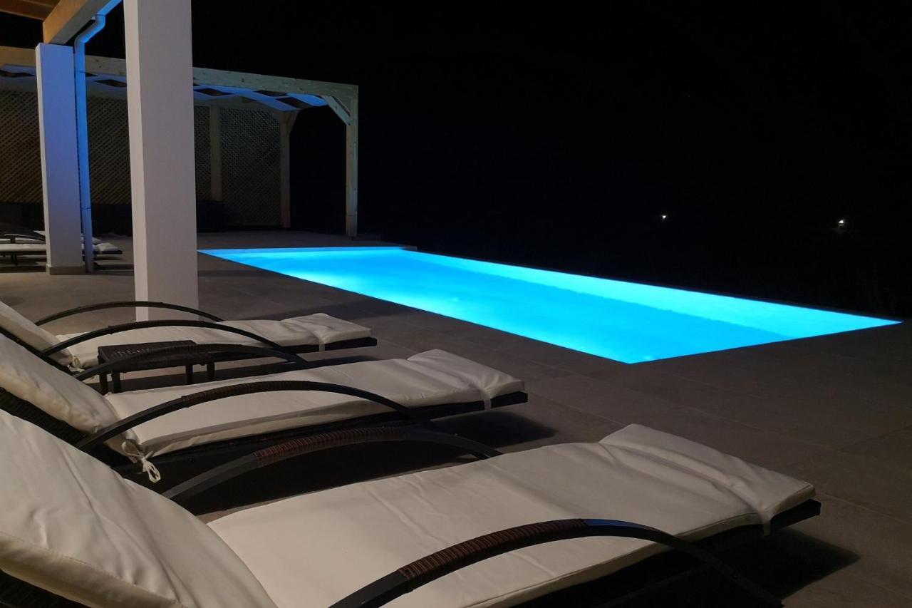 Sunset Sea View Villa 8 Afión المظهر الخارجي الصورة
